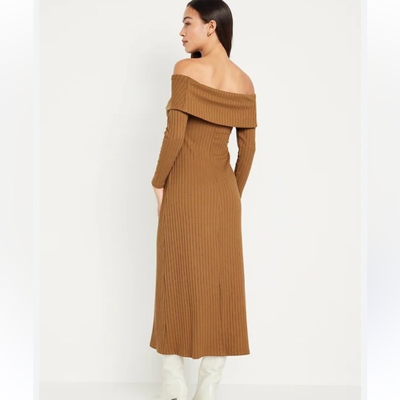 ✨Old Navy RibKnit Maxi✨ - Picture 2 of 5